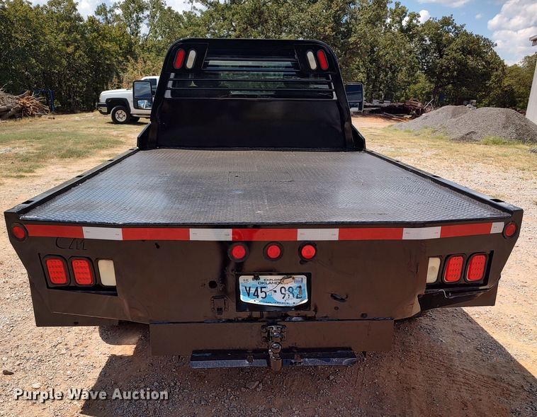 image for item LK9157 2015 Ford F350 Super Duty XL  flatbed pickup truck