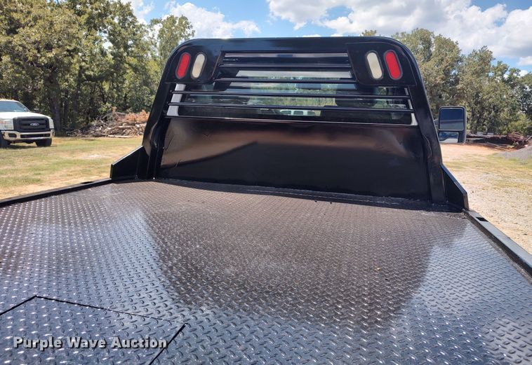 image for item LK9157 2015 Ford F350 Super Duty XL  flatbed pickup truck