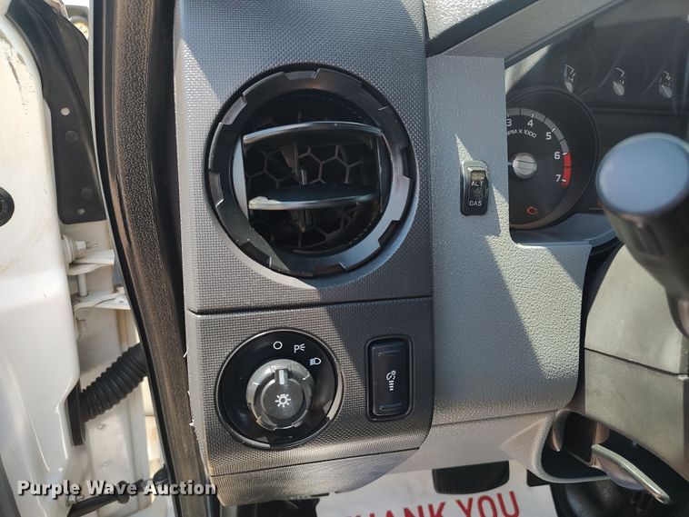 image for item LK9157 2015 Ford F350 Super Duty XL  flatbed pickup truck