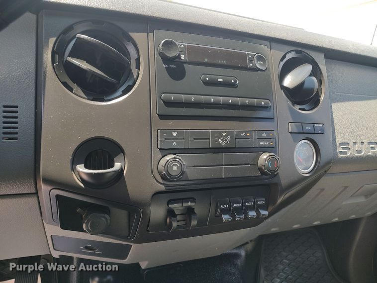 image for item LK9157 2015 Ford F350 Super Duty XL  flatbed pickup truck