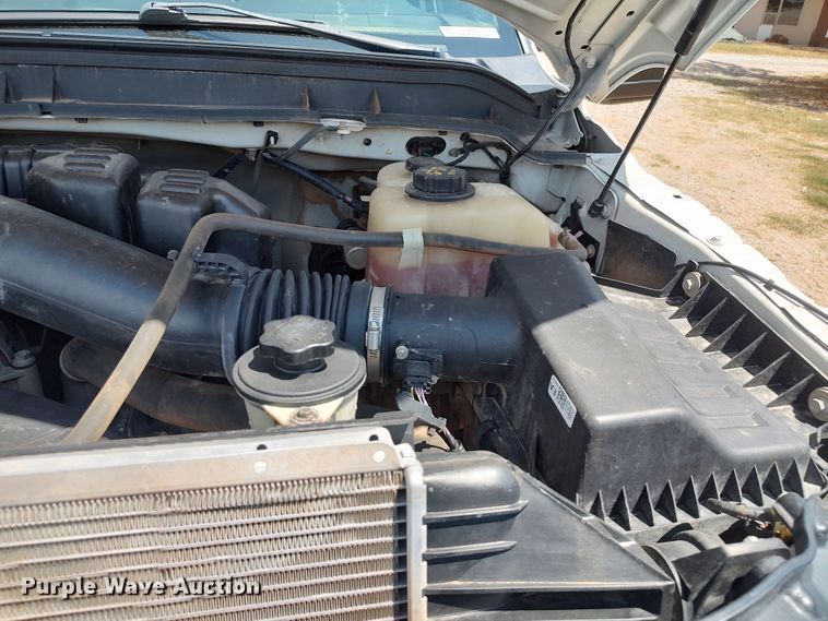 image for item LK9157 2015 Ford F350 Super Duty XL  flatbed pickup truck