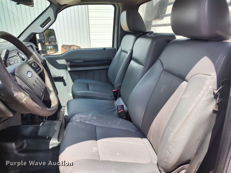 image for item LK9159 2016 Ford F350 Super Duty XL  flatbed pickup truck