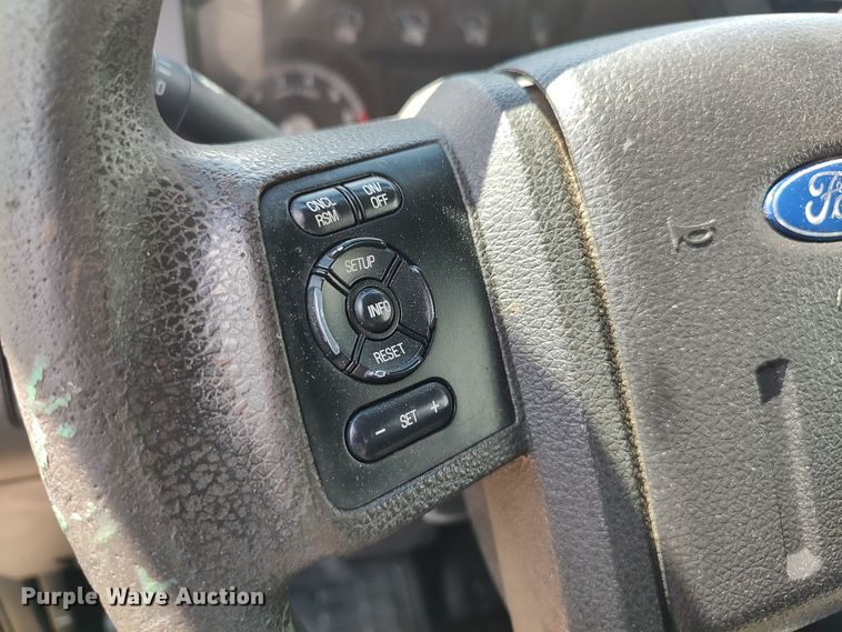 image for item LK9159 2016 Ford F350 Super Duty XL  flatbed pickup truck