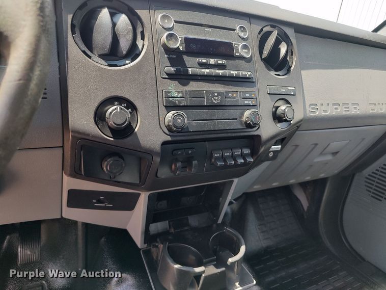 image for item LK9159 2016 Ford F350 Super Duty XL  flatbed pickup truck