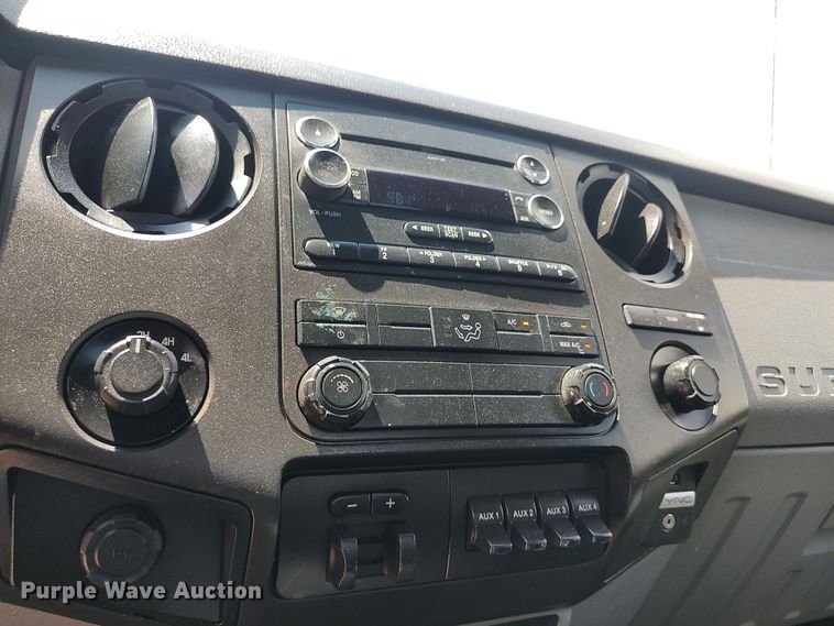 image for item LK9159 2016 Ford F350 Super Duty XL  flatbed pickup truck