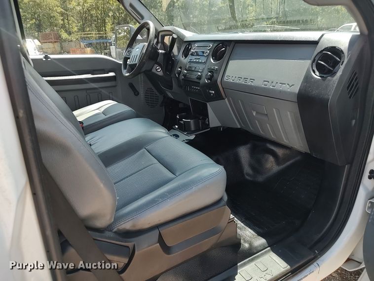 image for item LK9159 2016 Ford F350 Super Duty XL  flatbed pickup truck