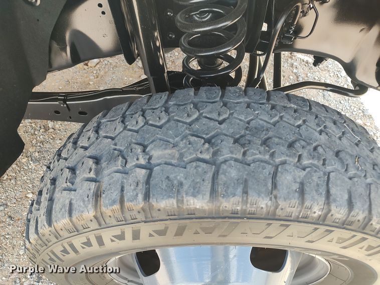 image for item LK9159 2016 Ford F350 Super Duty XL  flatbed pickup truck