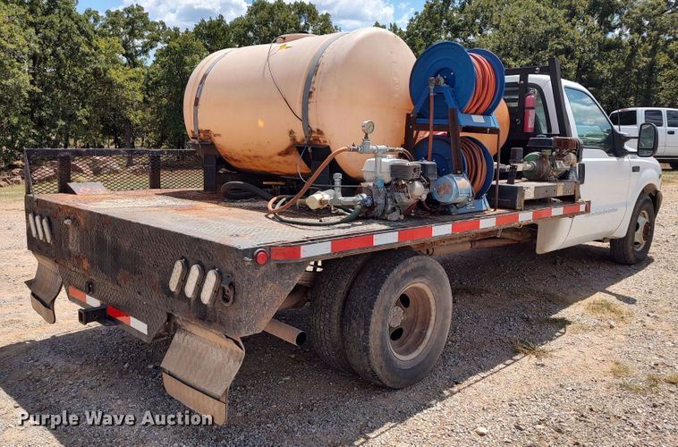 image for item LK9160 2002 Ford F350 Super Duty XL  flatbed pickup truck