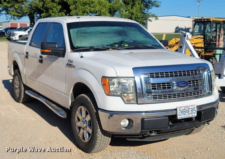 image for item LM9697 2013 Ford F150  SuperCrew pickup truck