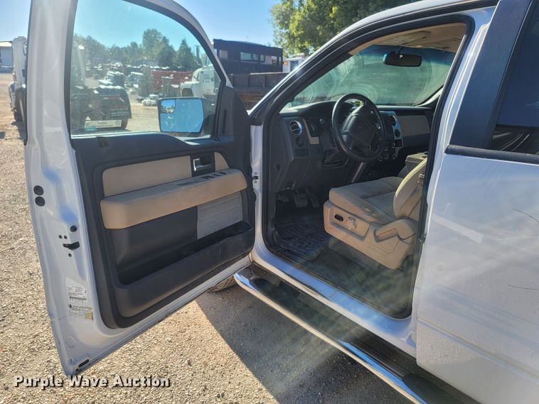 image for item LM9697 2013 Ford F150  SuperCrew pickup truck