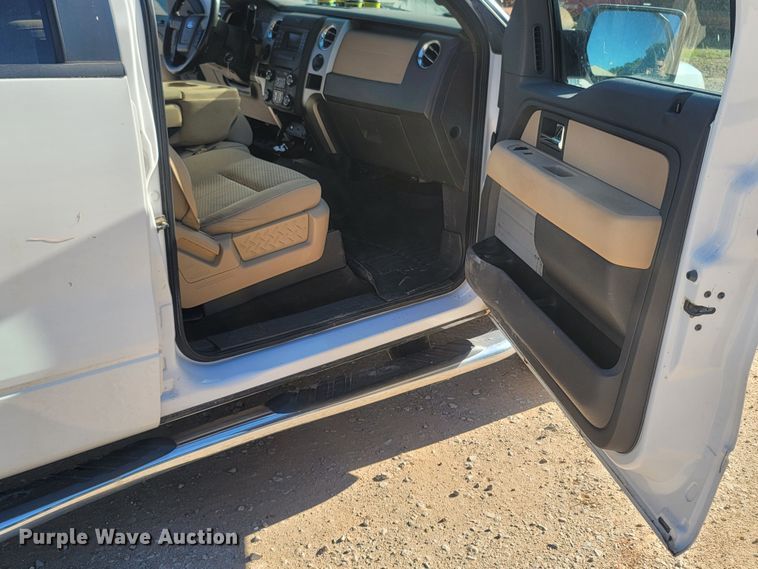 image for item LM9697 2013 Ford F150  SuperCrew pickup truck