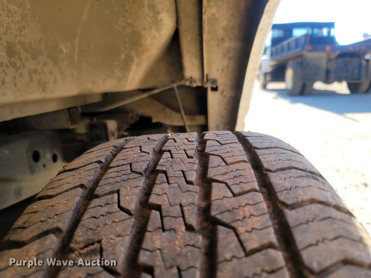 image for item LM9697 2013 Ford F150  SuperCrew pickup truck