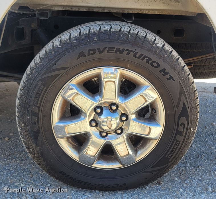 image for item LM9697 2013 Ford F150  SuperCrew pickup truck