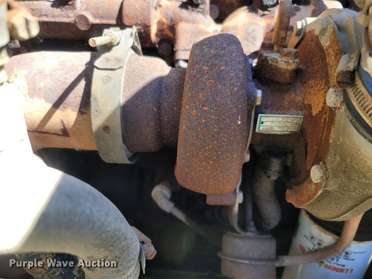 image for item LM9703 2002 Freightliner FL70  truck cab and chassis