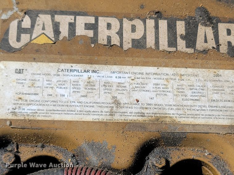 image for item LM9703 2002 Freightliner FL70  truck cab and chassis