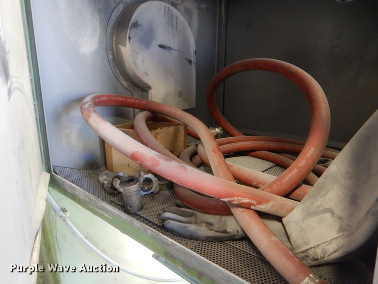 image for item LS9852 Kelco  sandblasting cabinet