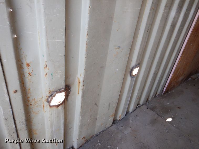 image for item MF9191 1987 Hyundai HD-1CC-2010R2  storage container