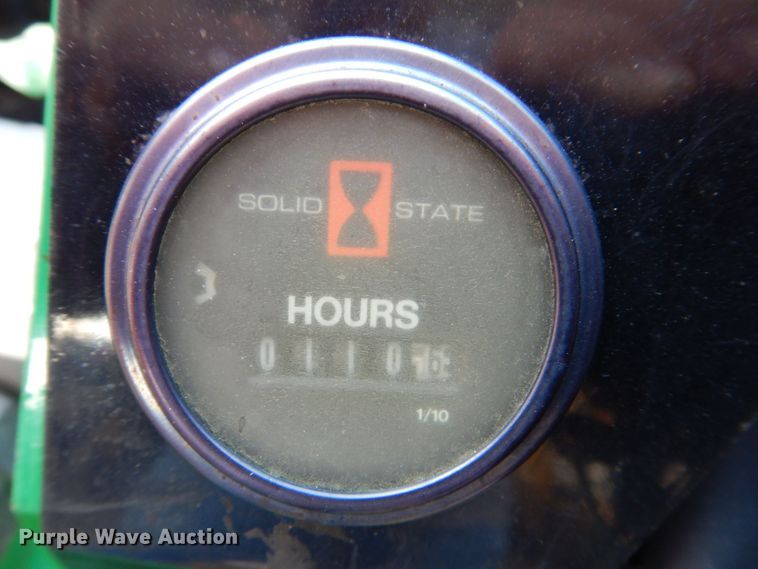 image for item MF9220 2012 Vermeer BC600XL  wood chipper