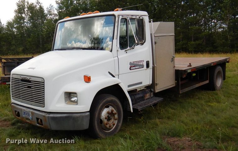 image for item MF9762 1997 Freightliner FL50  flatbed truck
