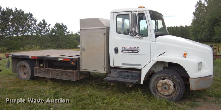 image for item MF9762 1997 Freightliner FL50  flatbed truck