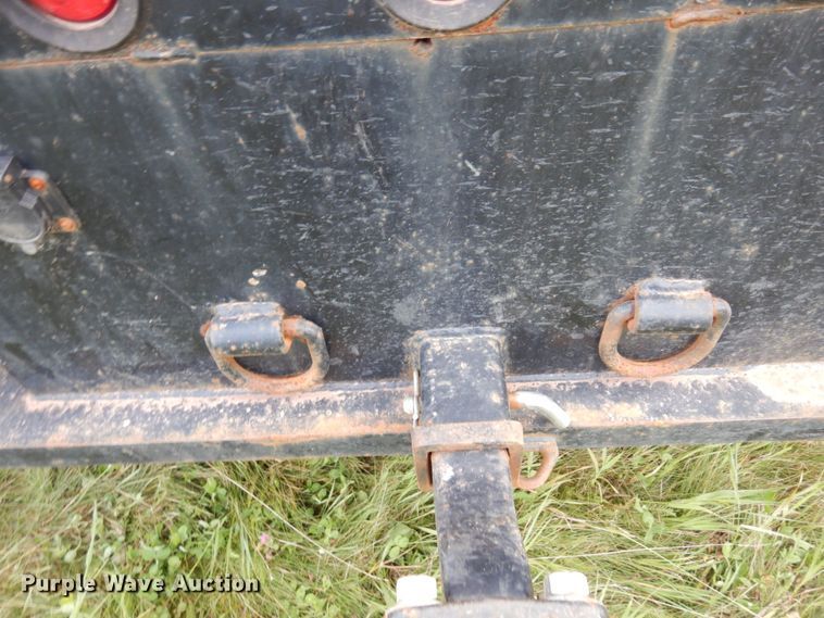 image for item MF9762 1997 Freightliner FL50  flatbed truck