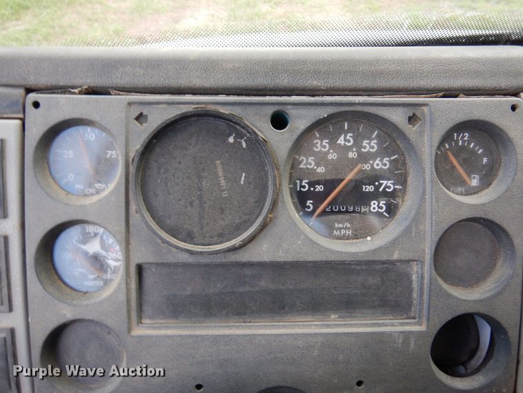 image for item MF9762 1997 Freightliner FL50  flatbed truck