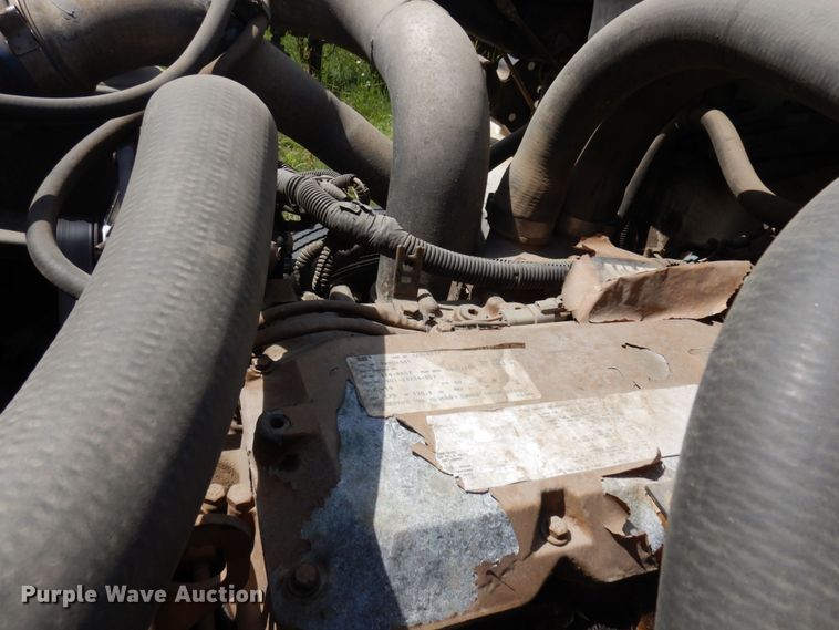 image for item MF9762 1997 Freightliner FL50  flatbed truck