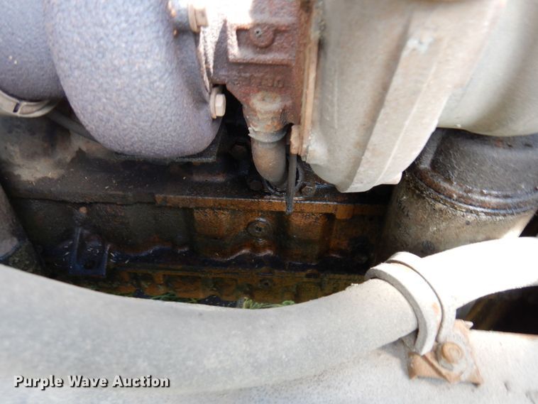 image for item MF9762 1997 Freightliner FL50  flatbed truck