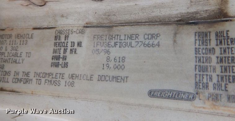 image for item MF9762 1997 Freightliner FL50  flatbed truck