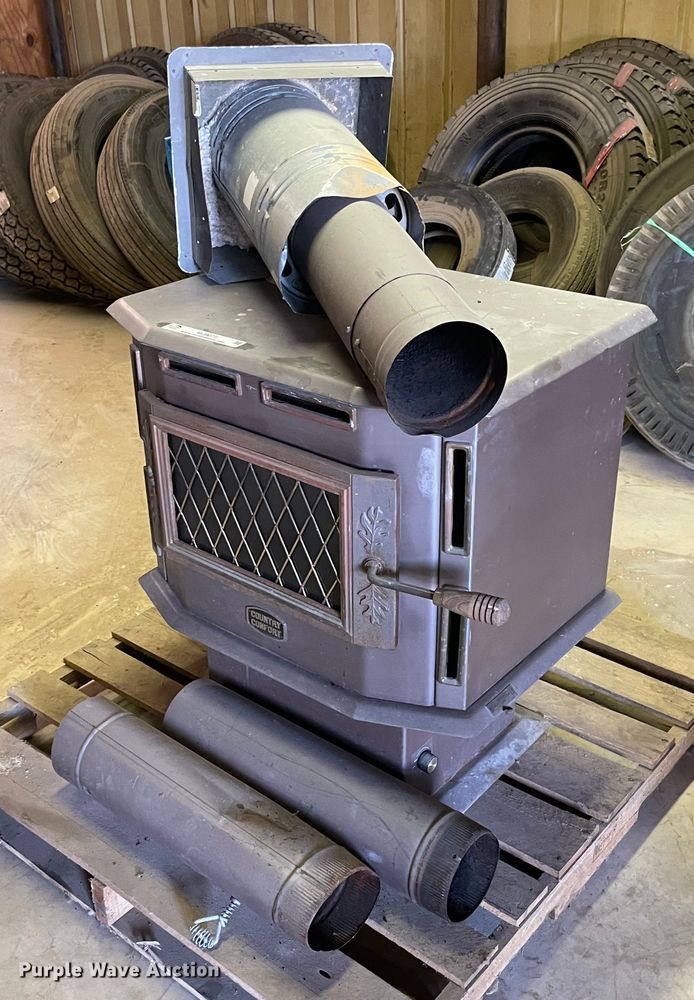Country Comfort CC200 wood burning stove in Cushing, OK | Item MJ9073 sold  | Purple Wave