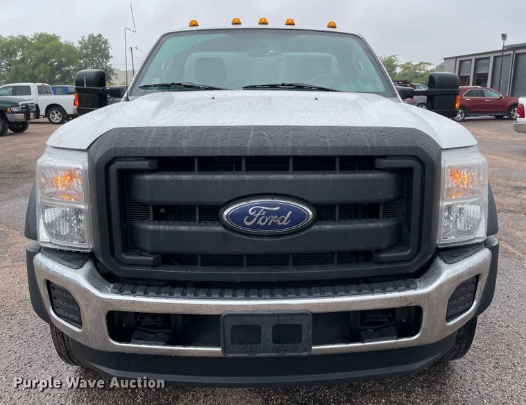 image for item MJ9085 2015 Ford F550 Super Duty  utility / service truck