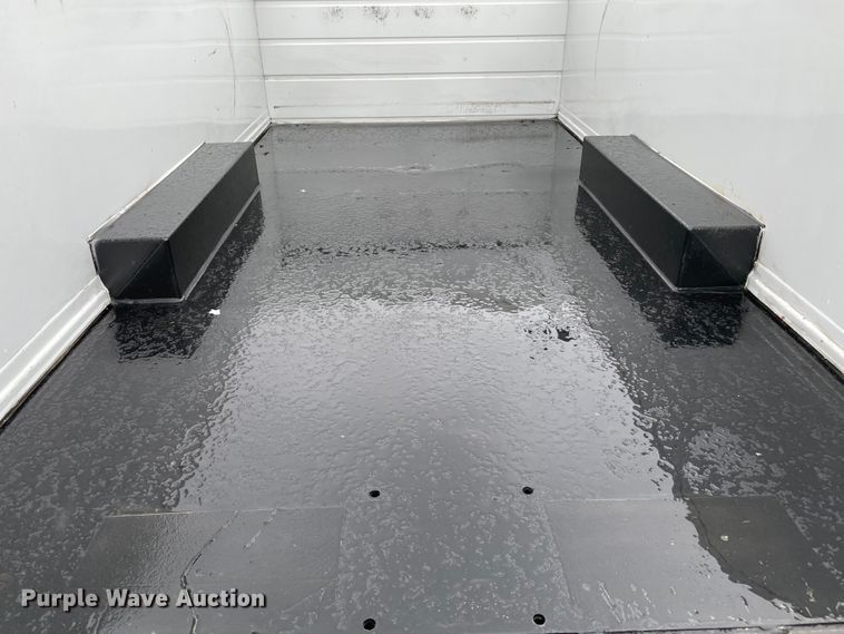 image for item MJ9085 2015 Ford F550 Super Duty  utility / service truck