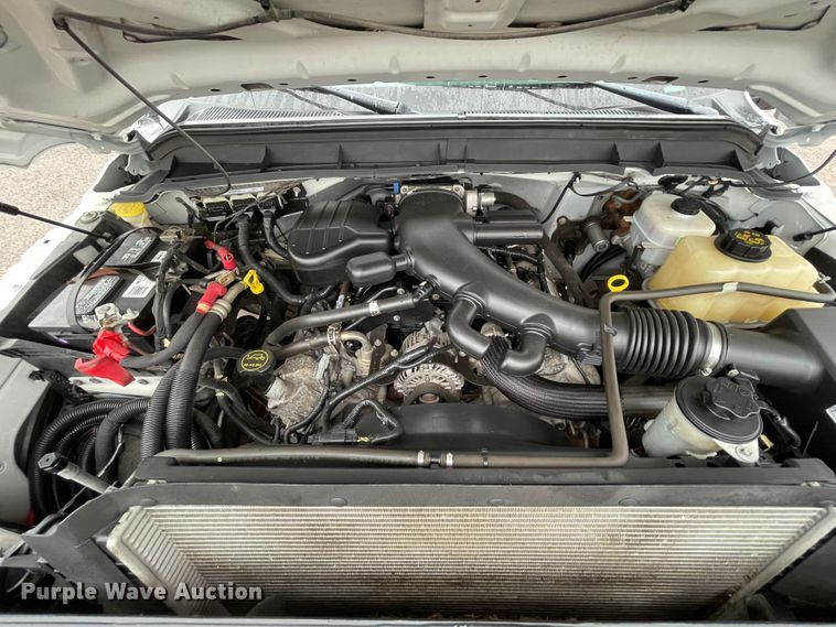 image for item MJ9085 2015 Ford F550 Super Duty  utility / service truck