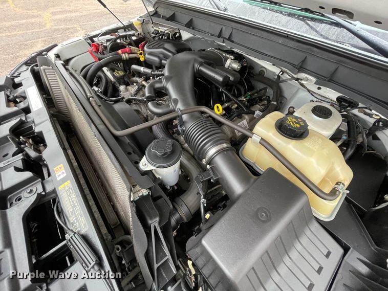 image for item MJ9085 2015 Ford F550 Super Duty  utility / service truck