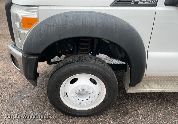 image for item MJ9085 2015 Ford F550 Super Duty  utility / service truck