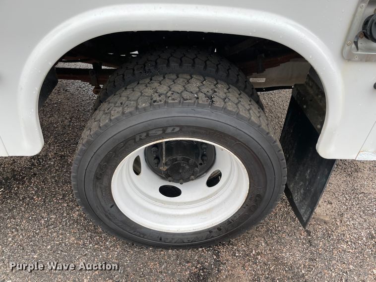 image for item MJ9085 2015 Ford F550 Super Duty  utility / service truck