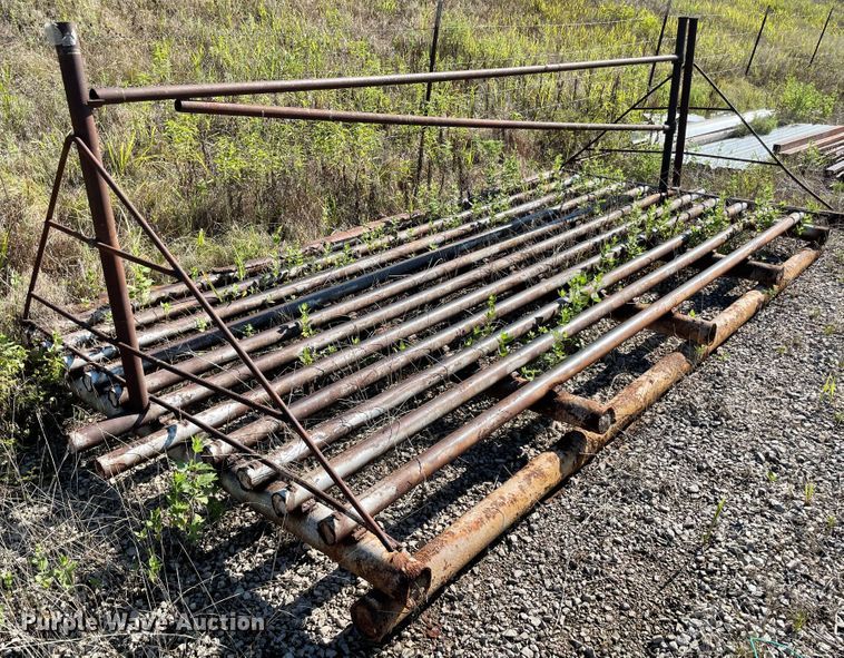 image for item MJ9118 Cattle guard