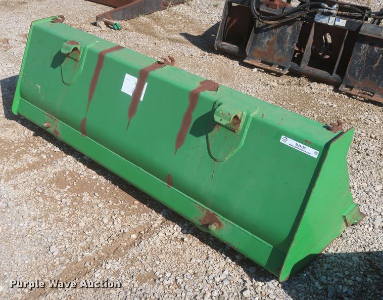 John Deere tractor loader bucket in Ardmore, OK Item MJ9120 sold