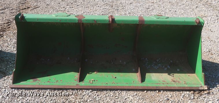 image for item MJ9120 John Deere  tractor loader bucket
