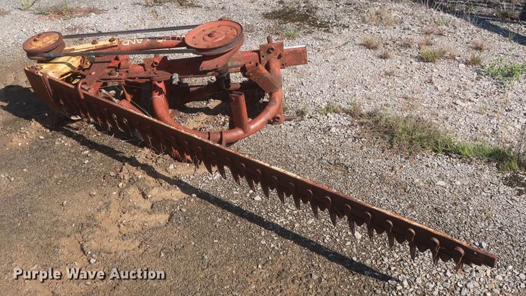 image for item MJ9125 New Holland 451  sickle mower