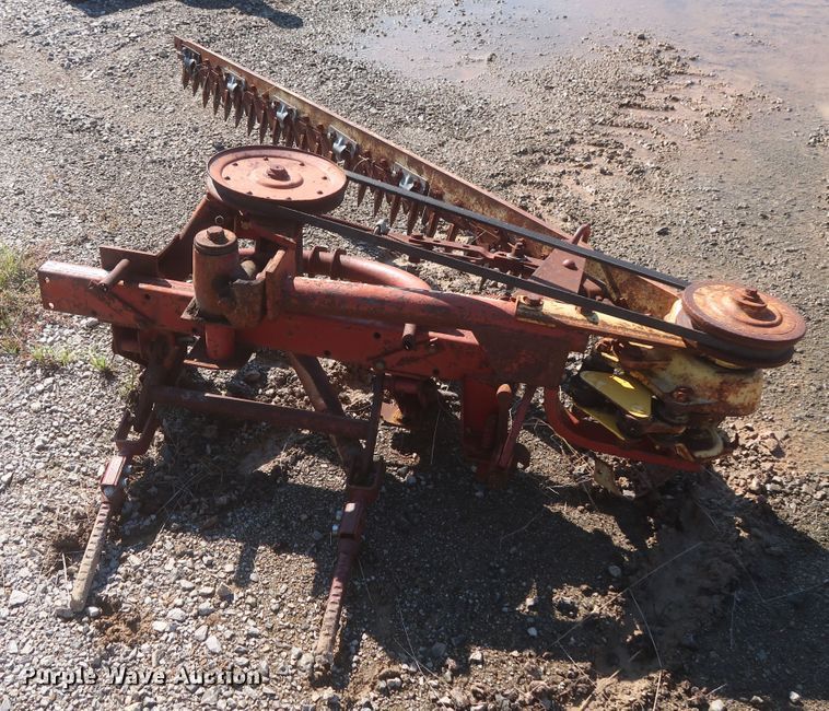 image for item MJ9125 New Holland 451  sickle mower