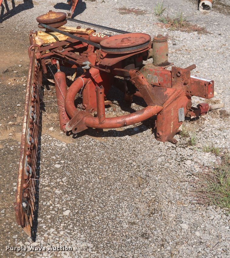 image for item MJ9125 New Holland 451  sickle mower