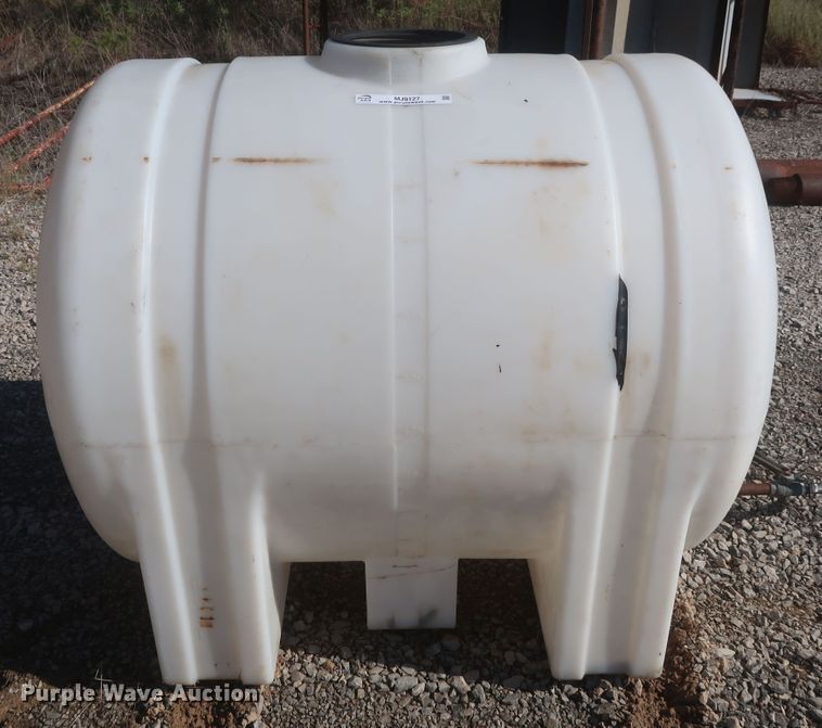 image for item MJ9127 Poly tank