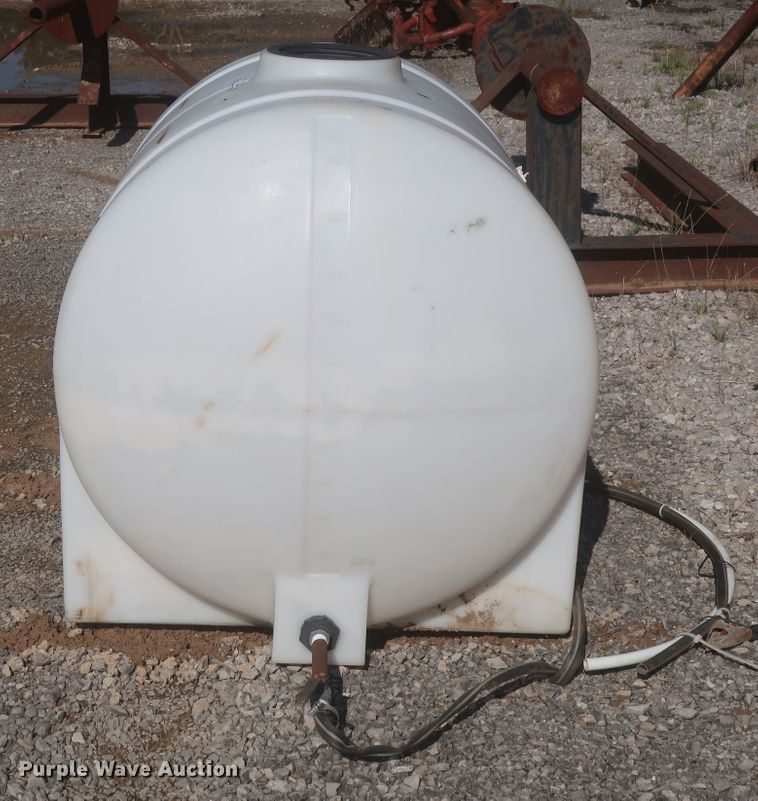 image for item MJ9127 Poly tank