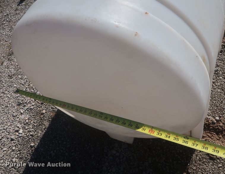 image for item MJ9127 Poly tank