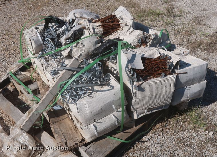 image for item MJ9128 (2500) landscape floating washer pins