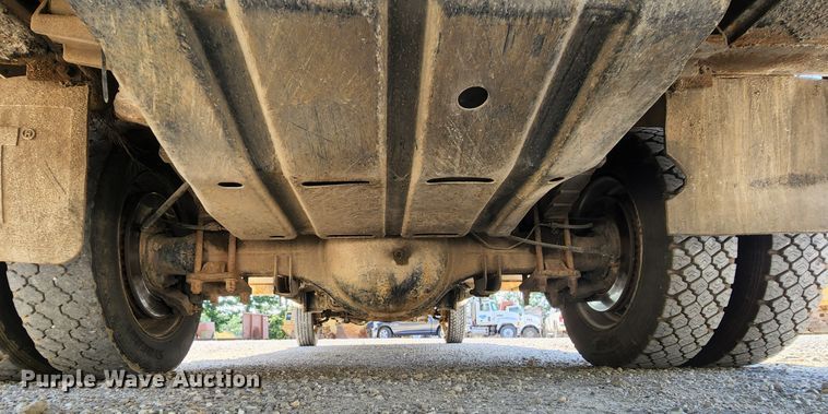 image for item MK9062 2003 Ford F550 Super Duty XL  utility / service truck