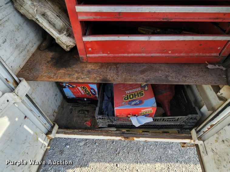 image for item MK9062 2003 Ford F550 Super Duty XL  utility / service truck