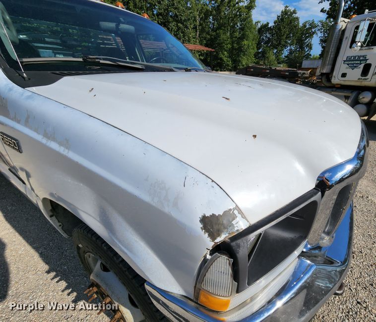 image for item MK9062 2003 Ford F550 Super Duty XL  utility / service truck