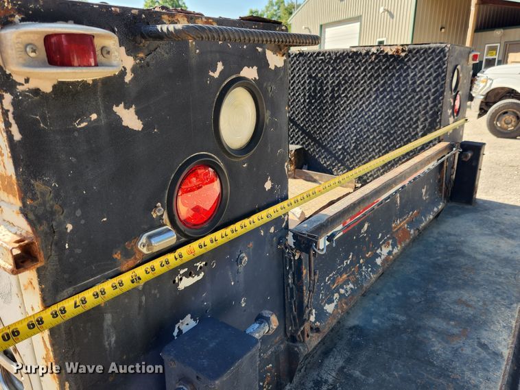 image for item MK9062 2003 Ford F550 Super Duty XL  utility / service truck